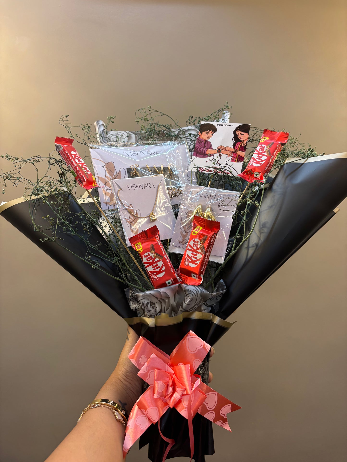 Vishvara Jewellery & Chocolate Gift Bouquet