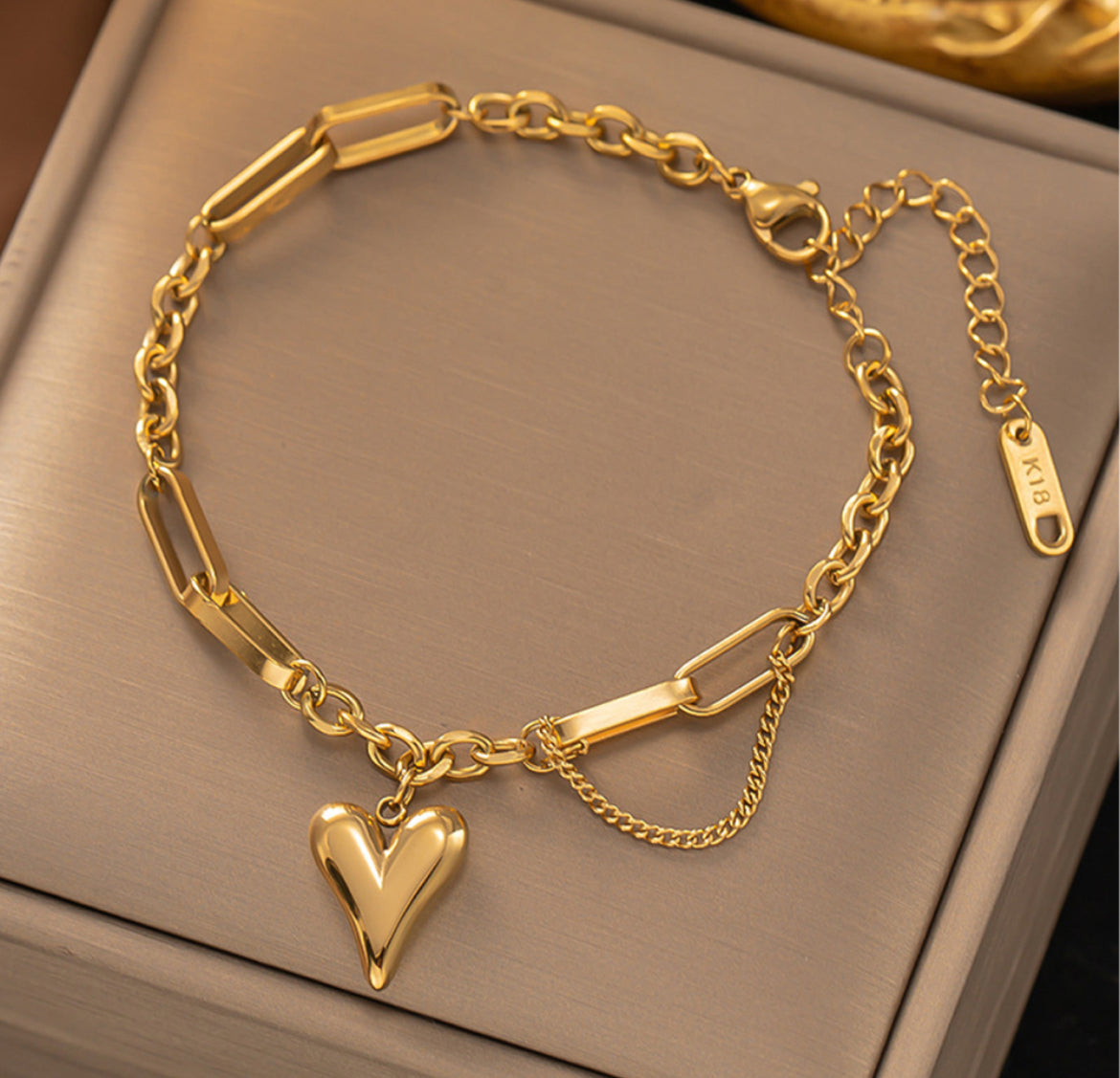 Golden Heart Harmony anti tarnish Bracelet